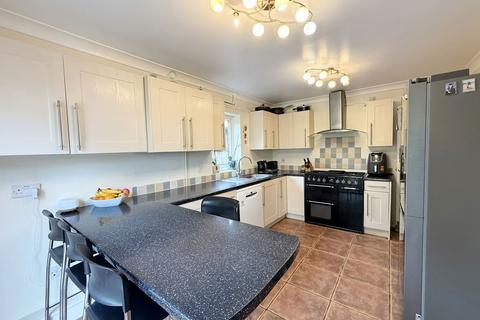 74 Binley Close, Shirley, Solihull, B90 2RB