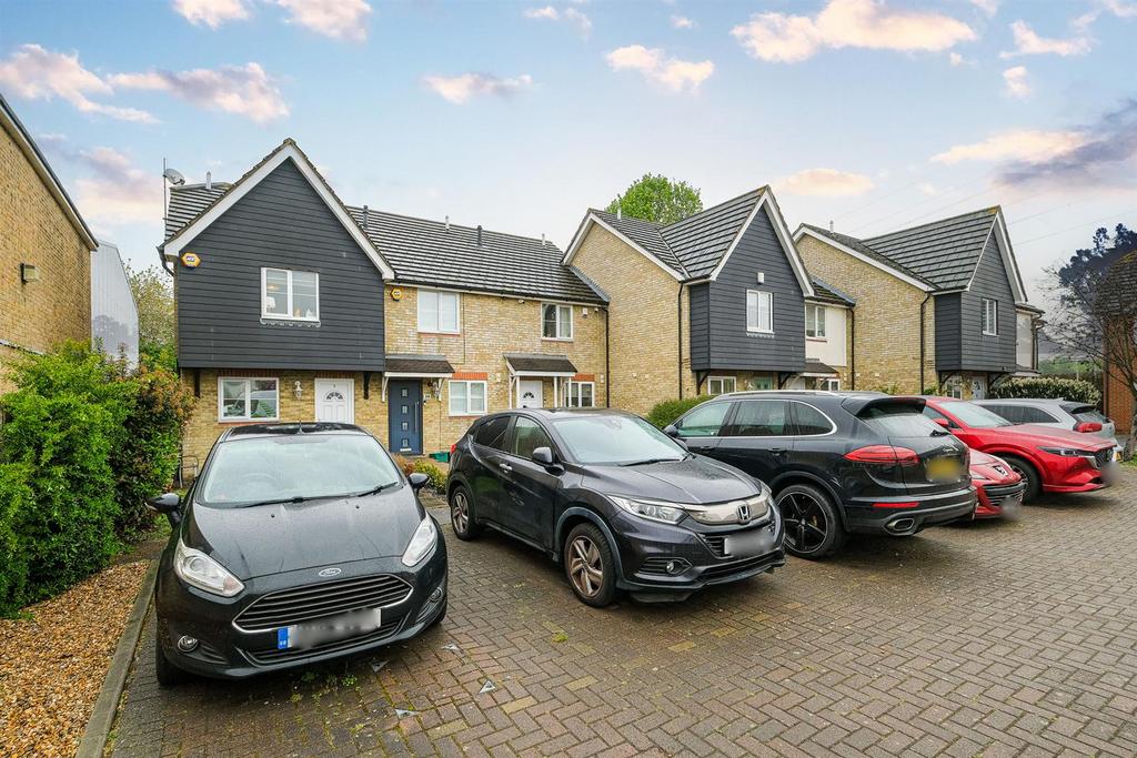 15, Longcourt Mews-26 web.jpg