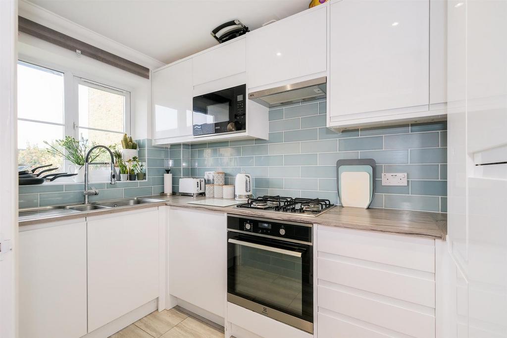15, Longcourt Mews-11 web.jpg