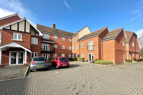 2 bedroom apartment for sale, Hempstead Road, Bovingdon HP3