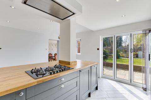 4 bedroom detached house to rent, Airedale Close, Flitwick, MK45