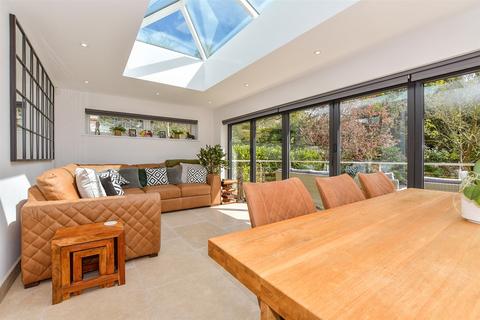 6 bedroom detached house for sale, Mayfield Road, Tunbridge Wells TN4