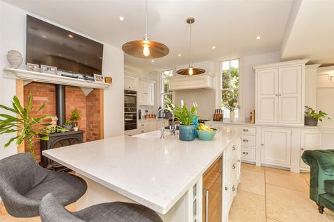 6 bedroom detached house for sale, Mayfield Road, Tunbridge Wells TN4