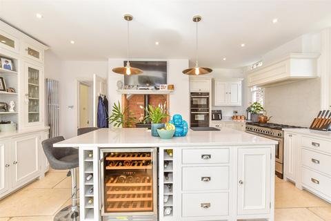 6 bedroom detached house for sale, Mayfield Road, Tunbridge Wells TN4