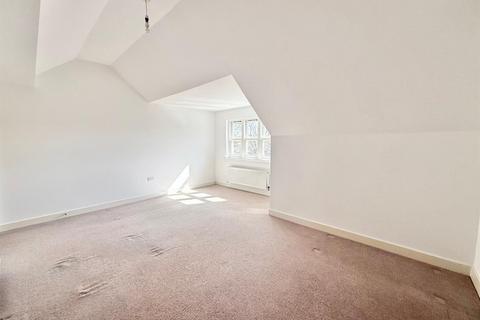 2 bedroom apartment for sale, Victoria Road, Macclesfield