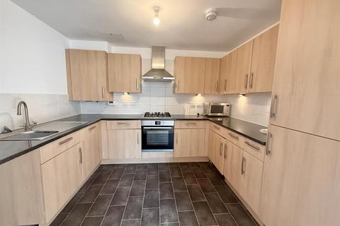 2 bedroom apartment for sale, Victoria Road, Macclesfield