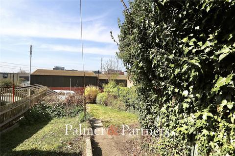 3 bedroom semi-detached house for sale, Myrtle Road, Ipswich, Suffolk, IP3