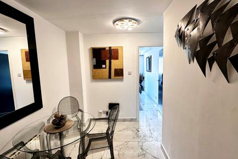 1 bedroom flat for sale, Casey Close, St Johns Wood, NW8