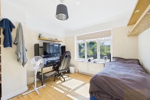 9 Grove Road, Churchdown, Gloucester, GL3 2SN