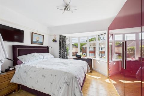9 Grove Road, Churchdown, Gloucester, GL3 2SN