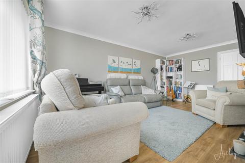 2 bedroom detached bungalow for sale, Heol Pen Tir Garw, Penlan, Swansea