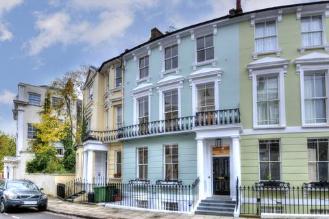 Chalcot Crescent, London NW1