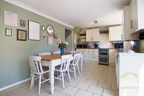 22 Bevan Way, Aylesham, Canterbury, CT3 3DN