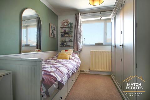 22 Bevan Way, Aylesham, Canterbury, CT3 3DN