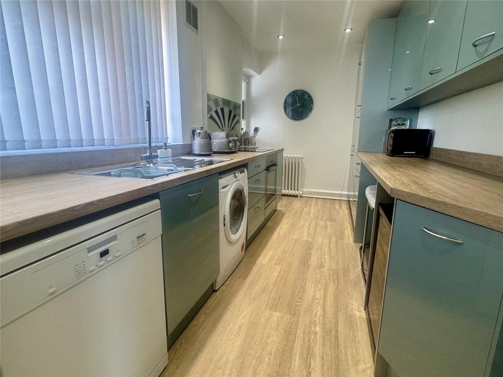 Fitted Kitchen