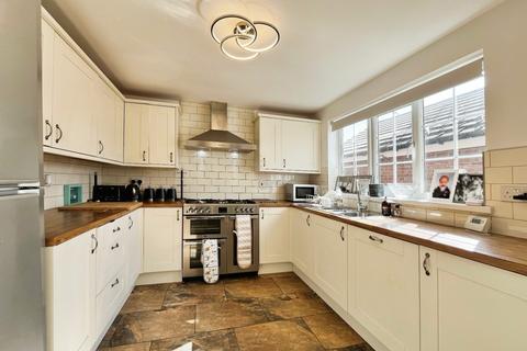 3 bedroom detached house for sale, Green Lane, Tickton, Beverley, East Riding Of Yorkshire, HU17 9RH