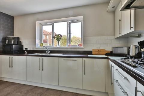4 bedroom detached house for sale, Taillar Road, Hedon, Hull, HU12 8GU