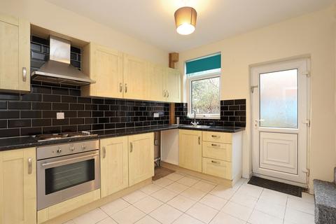 2 bedroom terraced house to rent, Chester Street, Chesterfield S40