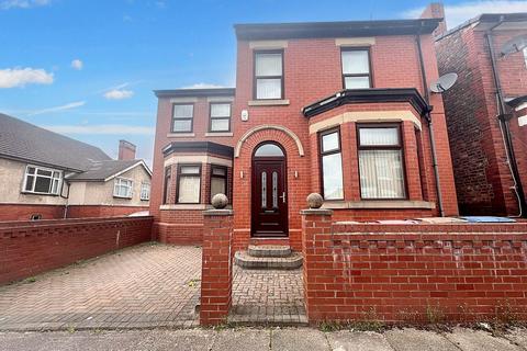 4 bedroom detached house for sale, Gladstone Road, Eccles, M30
