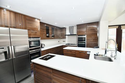4 bedroom detached house for sale, Gladstone Road, Eccles, M30