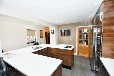 4 bedroom detached house for sale, Gladstone Road, Eccles, M30