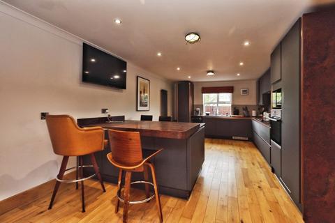 undefined, High Street, Doncaster DN10