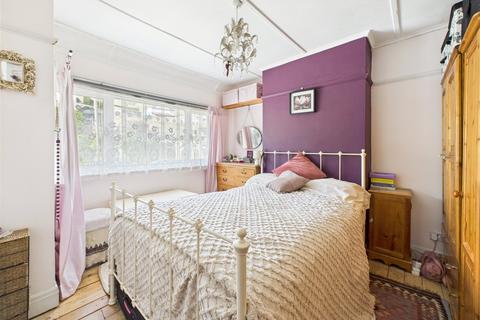 7 Bourne Lane, Brimscombe, Stroud, GL5 2RJ