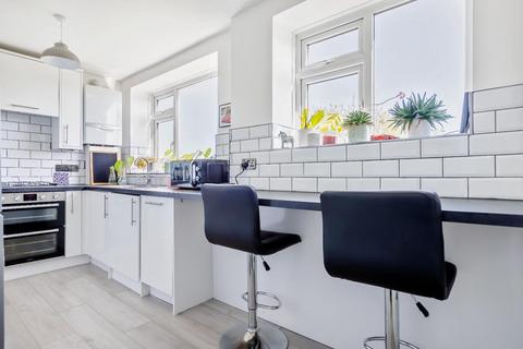 2 bedroom apartment for sale, Westdene Drive, Brighton