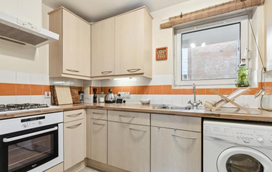 Wallace court 2 16.04.png