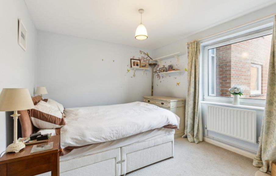 Wallace court 5 16.04.png