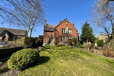 3 bedroom semi-detached house for sale, Tivy Dale, Cawthorne, Barnsley, S75 4EH