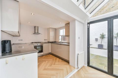 3 bedroom house to rent, Tonsley Place, The Tonsleys, London, SW18