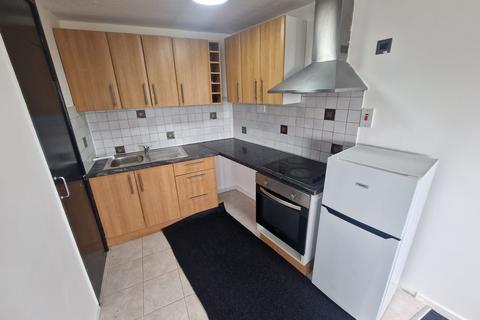 Studio to rent, Falmouth Road, Leicester LE5