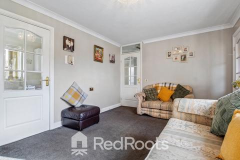 2 bedroom semi-detached house for sale, Moat Hills Court, Doncaster DN5
