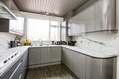 3 Crestfield Crescent, Elland, HX5 0LS