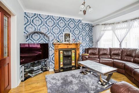 3 Crestfield Crescent, Elland, HX5 0LS