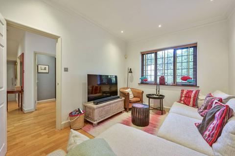 5 bedroom detached house to rent, Arthur Road, Wimbledon Park, London, SW19