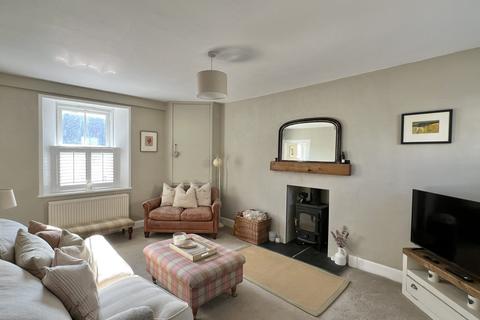 20 Main Street, Twynholm, Kirkcudbright, DG6 4NT