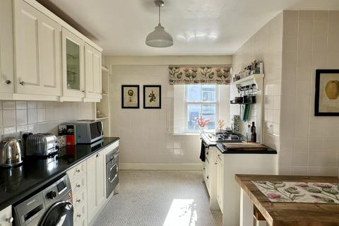 20 Main Street, Twynholm, Kirkcudbright, DG6 4NT