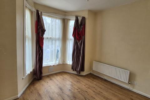 1 bedroom flat to rent, Northbrook Road, Ilford IG1