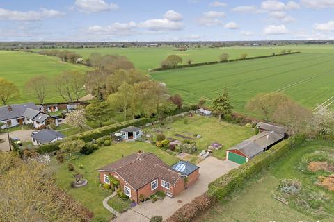 3 bedroom bungalow for sale, Ardleigh Road, Little Bromley, CO11