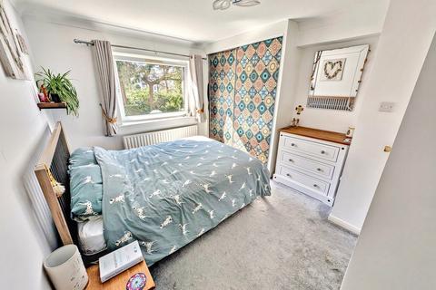 2 bedroom flat for sale, Bournemouth