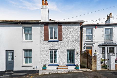 8 Harrow Close, Dorking, RH4 3BB