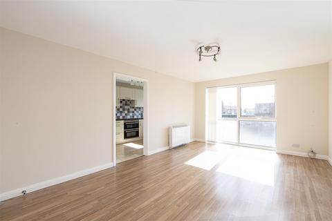 49 Meadow Close, London Colney, St Albans, AL2 1RH