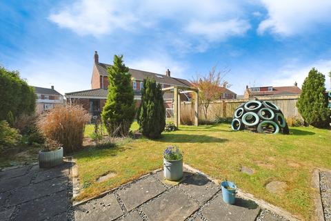65 Corby Park, North Ferriby, HU14 3AX