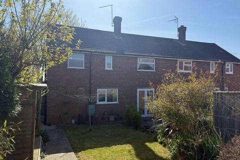 3 bedroom semi-detached house to rent, Beaumont Crescent, Brackley NN13