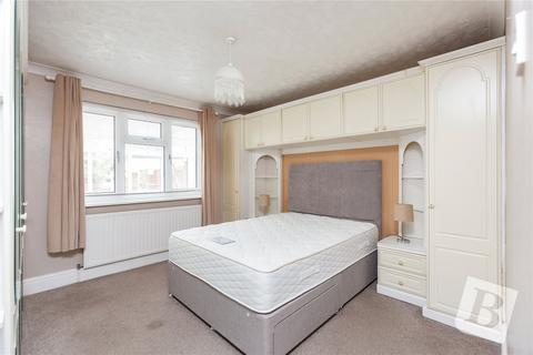 3 bedroom bungalow for sale, Elizabeth Drive, Wickford, Essex, SS12