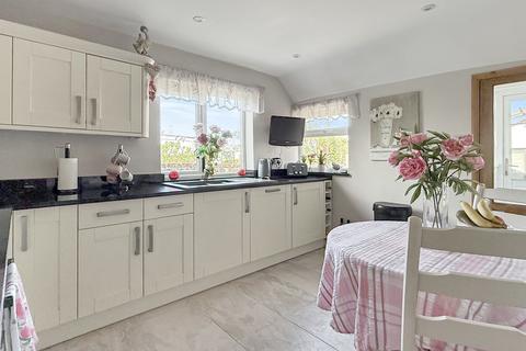 3 bedroom cottage for sale, Hawkeridge Road, Yarnbrook