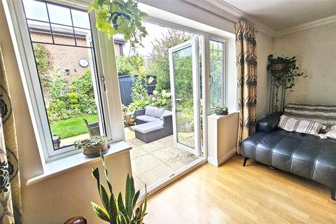 4 bedroom detached house for sale, Crabtree Lane, Hampshire GU35