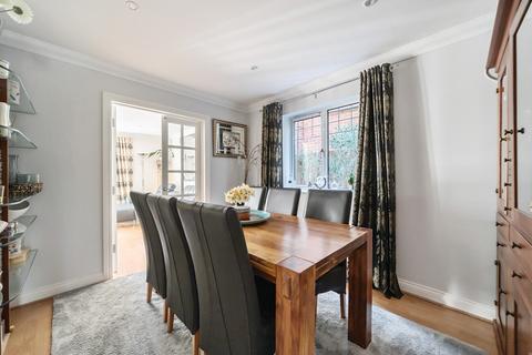 4 bedroom detached house for sale, Crabtree Lane, Hampshire GU35